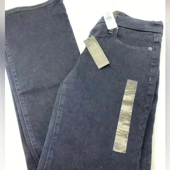 NWT Banana Republic Women's Low Rise Vintage Stretch Bootcut Jeans 26/2 - Picture 1 of 7